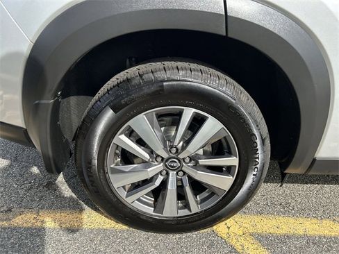 Certified 2022 Nissan Pathfinder SL image 12