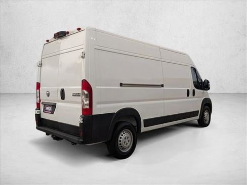 Used 2024 RAM ProMaster 2500 w/ Convenience Group image 5