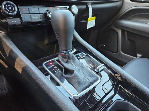 New 2026 Jeep Compass Latitude w/ Sun and Sound Group image 12