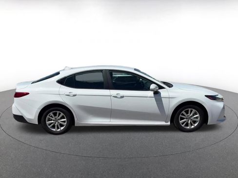 Used 2025 Toyota Camry LE FWD image 13