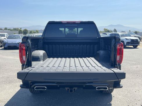 New 2026 GMC Sierra 1500 Denali Ultimate w/ LPO, Black Badging Package AWD/4WD image 30