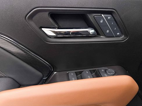 Used 2024 GMC Canyon AT4 w/ LPO, Off Road Lift Package image 33