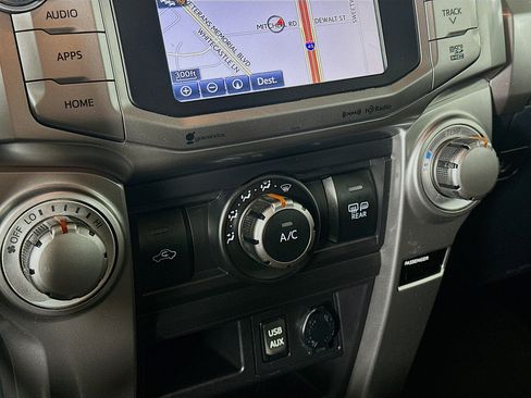 Used 2017 Toyota 4Runner SR5 image 23