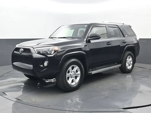 Used 2014 Toyota 4Runner SR5 RWD image 22