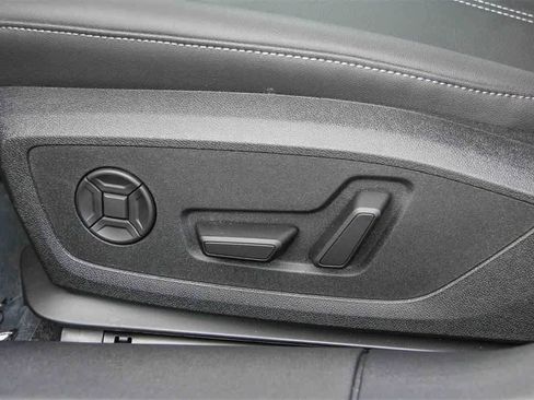 Used 2025 Audi A5 2.0T Premium w/ Convenience Package image 18