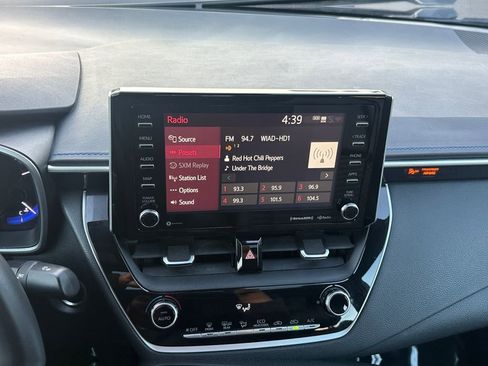 Used 2021 Toyota Corolla XSE image 15