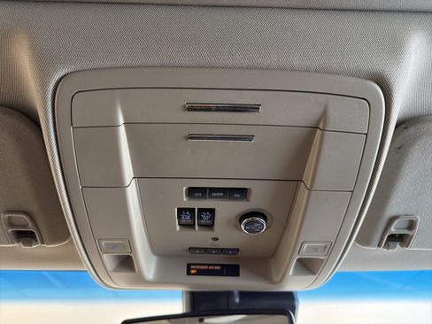 Used 2019 Chevrolet Tahoe LT image 27