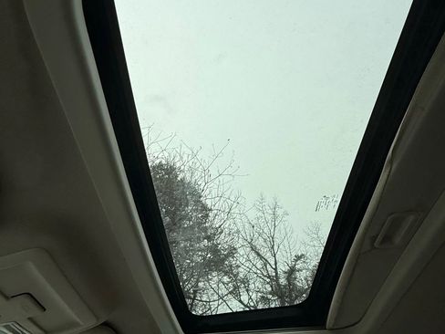 Used 2008 Jeep Liberty Limited w/ Premium Group image 14