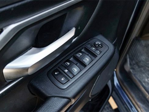 Used 2021 RAM 1500 Lone Star image 20