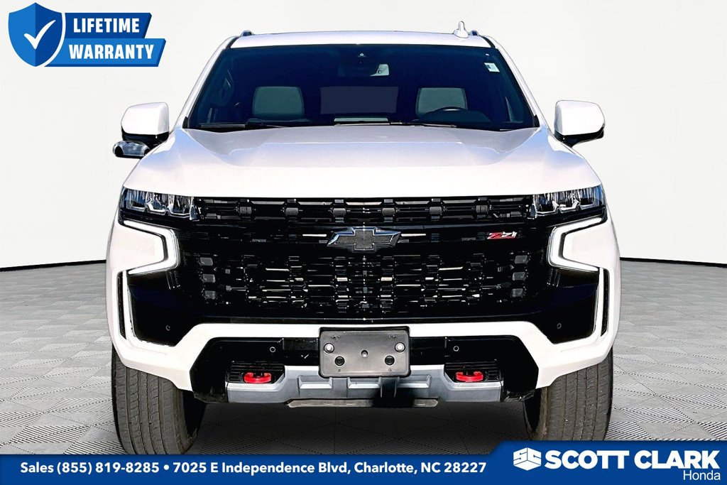 Used 2024 Chevrolet Suburban Z71 w/ Luxury Package AWD/4WD image 2