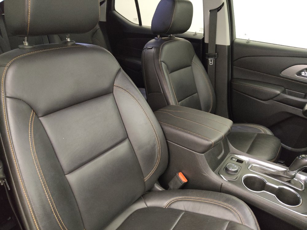 Used 2020 Chevrolet Traverse RS FWD image 21