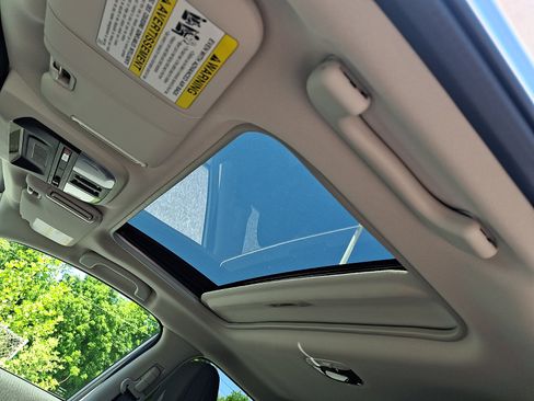 New 2026 Subaru Crosstrek 2.5i Premium AWD/4WD image 10
