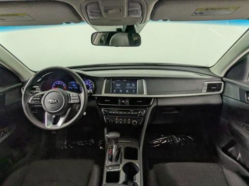 Used 2019 Kia Optima LX image 27