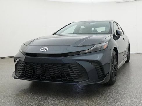 New 2026 Toyota Camry SE FWD image 32