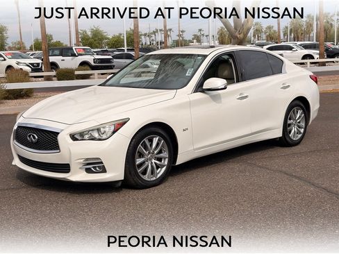 Used 2016 INFINITI Q50 3.0t Premium w/ 3.0T Premium Plus Package RWD image 1