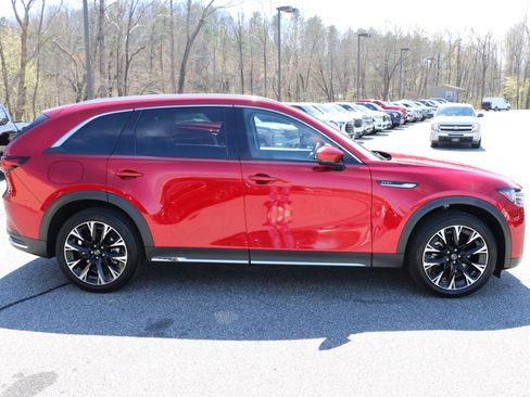 Used 2024 MAZDA CX-90 Plug-In Hybrid w/ Premium Pkg image 9