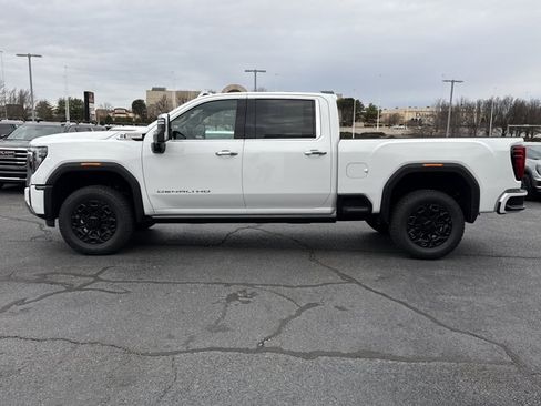 New 2026 GMC Sierra 3500 Denali w/ Denali Reserve Package AWD/4WD image 12