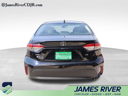 Used 2026 Toyota Corolla LE FWD image 4