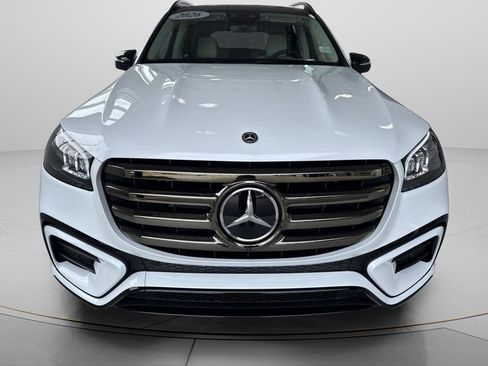 New 2026 Mercedes-Benz GLS 450 GLS 450 image 9