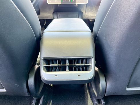 Used 2023 Tesla Model 3 Standard Range RWD image 26