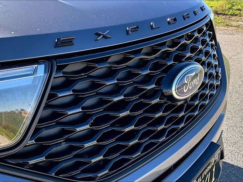 Used 2022 Ford Explorer ST w/ Equipment Group 401A image 29