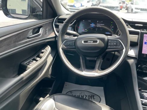 Used 2022 Jeep Grand Cherokee Limited 4xe AWD/4WD image 19