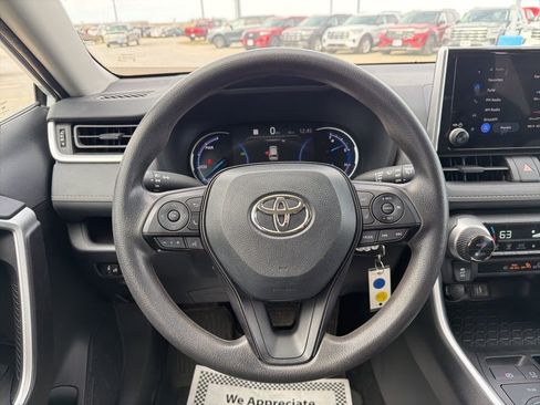 Used 2024 Toyota RAV4 LE image 12