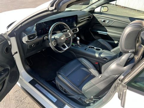 Used 2024 Ford Mustang Premium image 14