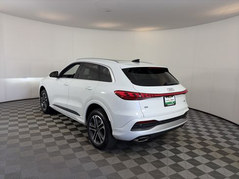 New 2025 Audi Q5 Premium w/ Convenience Package AWD/4WD image 8