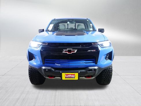 Used 2025 Chevrolet Colorado ZR2 w/ Technology Package image 2