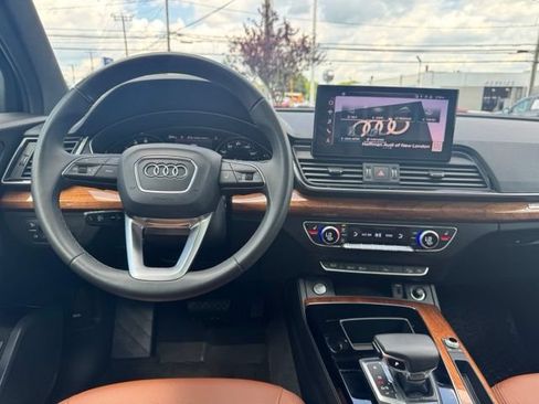 Certified 2023 Audi Q5 2.0T Premium w/ Convenience Package AWD/4WD image 25