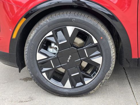 New 2026 Kia Sportage SX FWD image 8