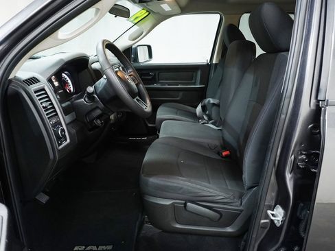 Used 2019 RAM 1500 Tradesman w/ Tradesman SXT Package image 11