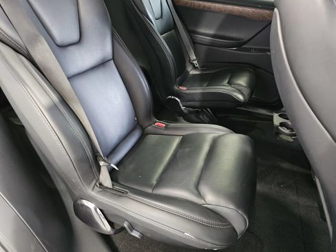 Used 2020 Tesla Model X Long Range AWD/4WD image 8