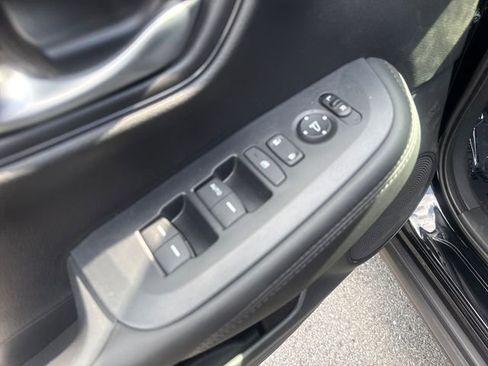 New 2026 Honda HR-V LX image 10