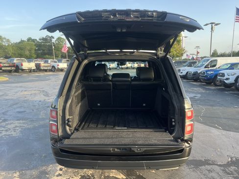 Used 2018 Land Rover Range Rover Supercharged AWD/4WD image 14
