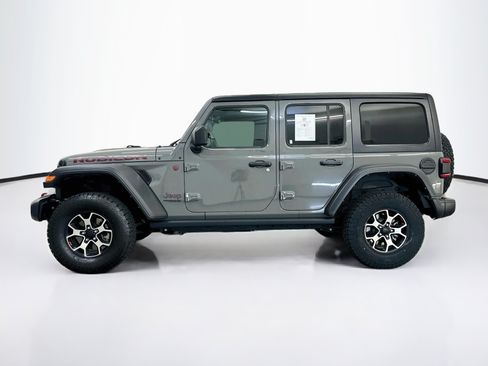 Used 2022 Jeep Wrangler Unlimited Rubicon w/ Cold Weather Group AWD/4WD image 4