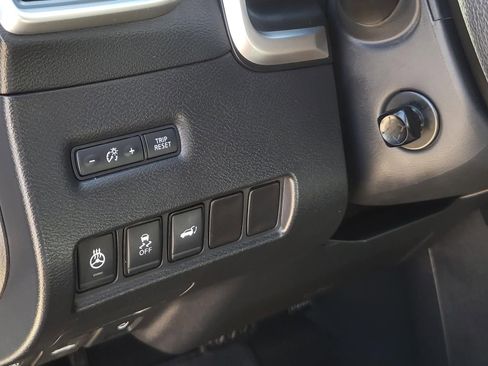 Certified 2017 Nissan Murano Platinum w/ Platinum Technology Package image 28