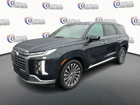 Used 2025 Hyundai Palisade Calligraphy image 1
