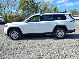 New 2025 Jeep Grand Cherokee L Laredo w/ Luxury Tech Group I video 2