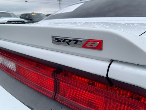 Used 2014 Dodge Challenger SRT8 image 29