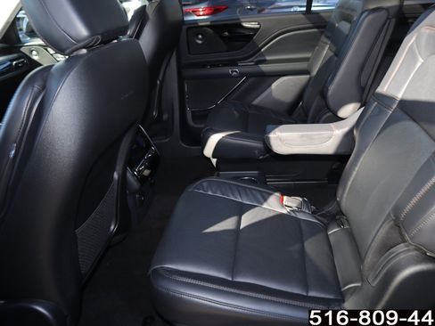 Used 2025 Lincoln Aviator Reserve w/ Illumination Package image 17