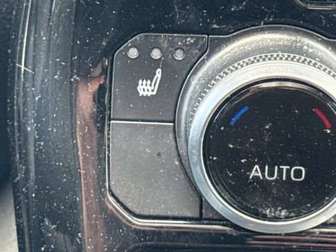 Used 2023 Toyota Highlander XSE AWD/4WD image 31