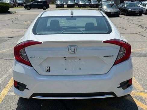 Used 2020 Honda Civic Touring image 5