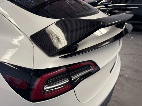 Used 2020 Tesla Model 3 Standard Range Plus image 10