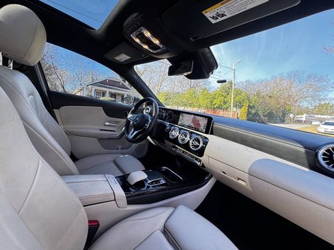 Used 2019 Mercedes-Benz A 220 image 13