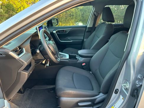 Used 2024 Toyota RAV4 LE image 14