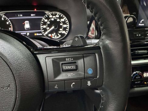 Used 2023 Nissan Pathfinder SL FWD image 42