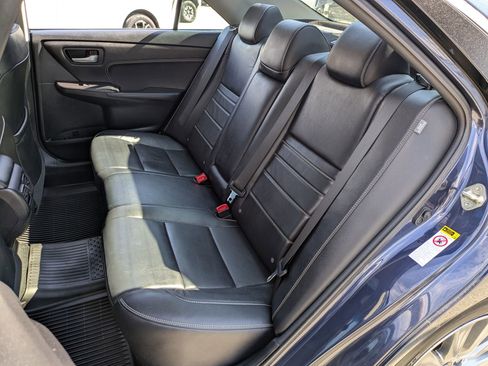 Used 2017 Toyota Camry XLE image 19