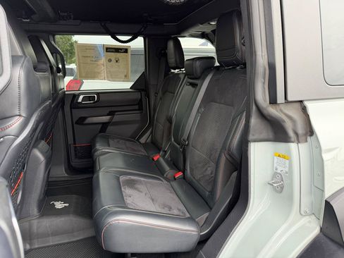 Used 2023 Ford Bronco Raptor AWD/4WD image 17